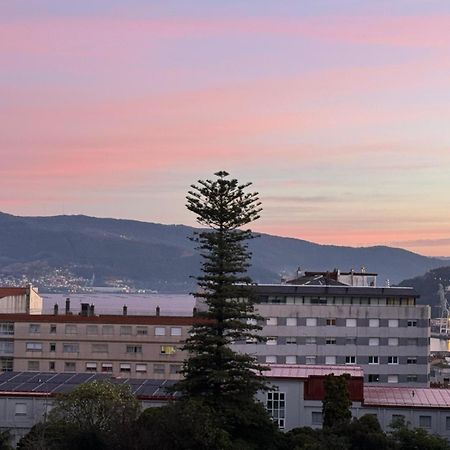 Moderno Apartamento Con Vistas A La Ria De 比戈 外观 照片